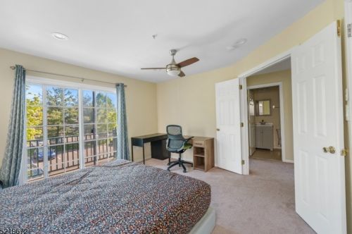 105 Rip Van Dam Ct, Montgomery NJ  08502-4101 exterior