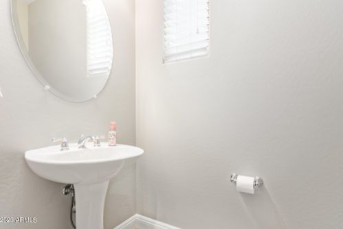 15904 11 Way, Phoenix AZ 85048-8428 exterior