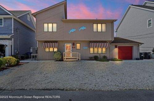 306 Ormond Dr, Lavallette, NJ 08735-2916