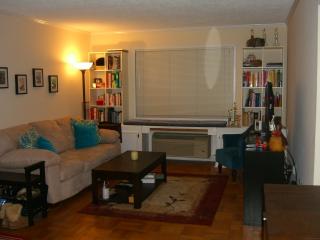 1628 Abingdon Dr, Alexandria VA  22314-1017 exterior