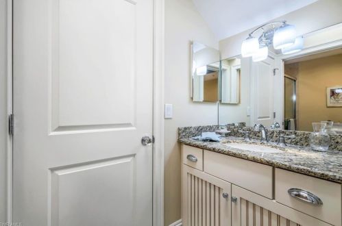 331 3 Ave, Naples FL 34117-3027 exterior