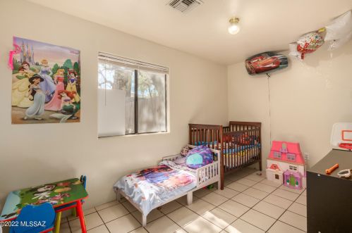 506 Iroquois Ave, Tucson AZ 85745-3161 exterior