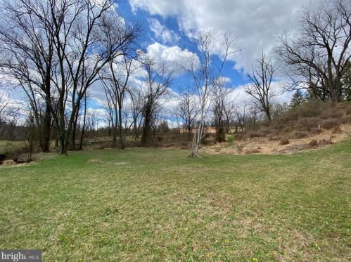 533 Darlington Rd, Media PA 19063-5604 exterior