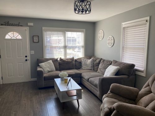 181 Massasoit St, Springfield MA  01107-1756 exterior