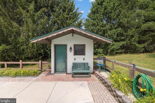 1900 Fish And Game Rd, Littlestown PA 17340-8808 exterior