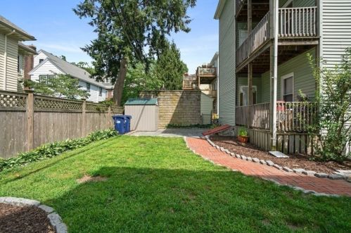 39 Goldsmith St, Boston MA exterior