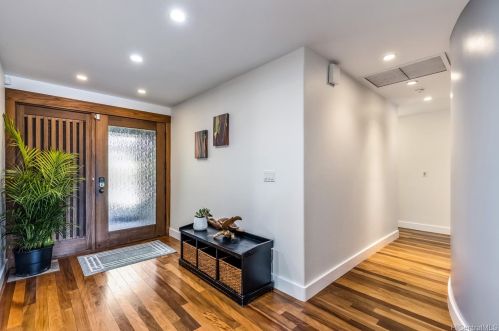 6721 Hawaii Kai Dr, Honolulu HI 96825-1506 exterior