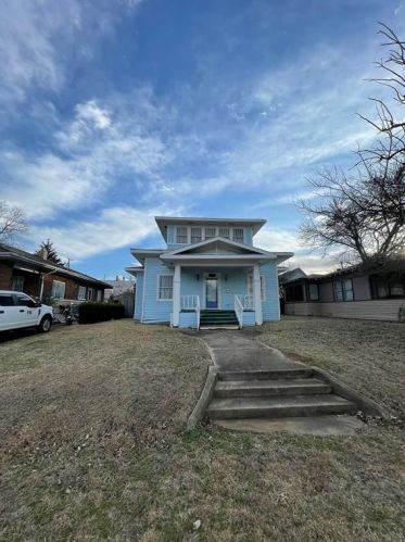 624 Gandy St, Denison TX  75021-2814 exterior