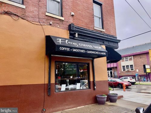 1902 Girard Ave, Philadelphia PA 19130-1527 exterior