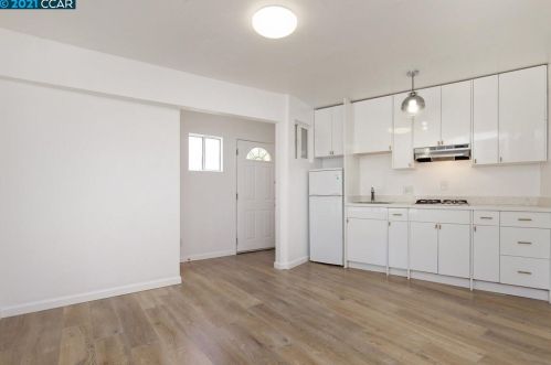 1350 Blake St, Berkeley CA 94703-1934 exterior