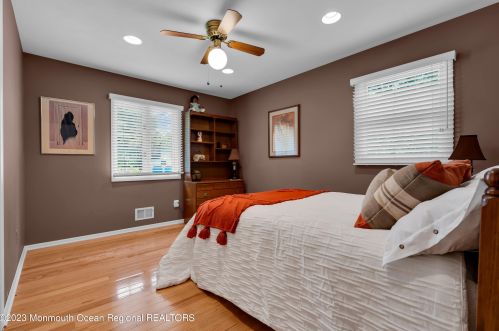 442 Frank Applegate Rd, Jackson Twp NJ 08527-2454 exterior