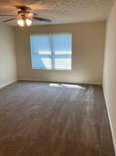 6303 Fairington Club Dr, Lithonia, GA 30038-5664