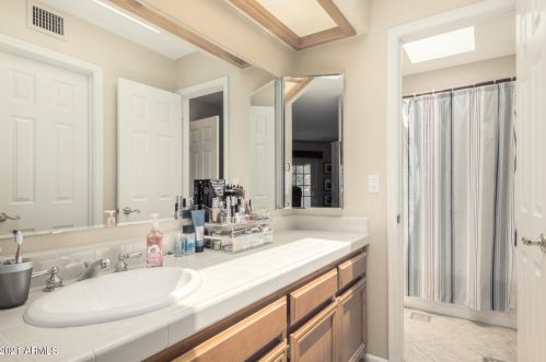 10842 9th Pl, Phoenix AZ 85022-3134 exterior