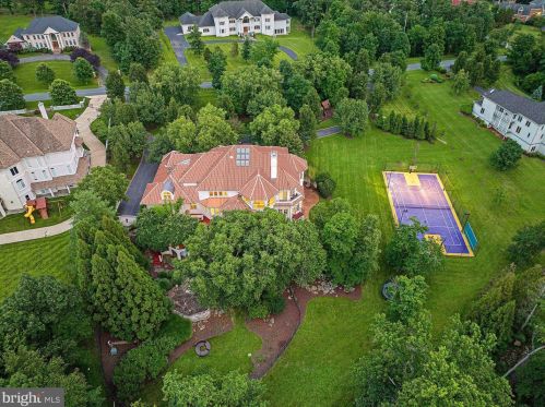 11705 Centurion Way, Rockville, MD 20854-6418