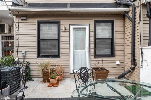 1212 Mckean St, Philadelphia PA 19145-3006 exterior