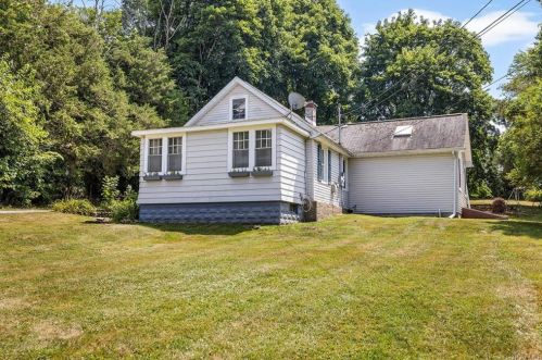 124 Bower Rd, Poughkeepsie, NY 12603-1114