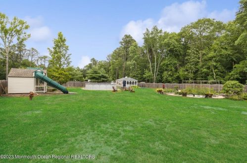 204 Bennetts Mills Rd, Jackson Twp NJ 08527-4260 exterior