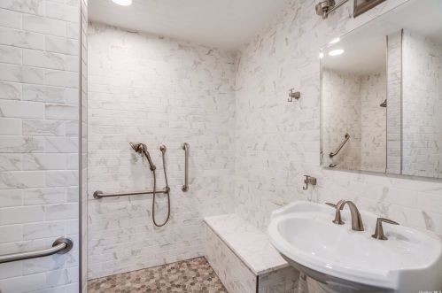 134 12 St, Huntington Station NY 11746-2521 exterior