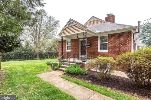 6529 Chesterfield Ave, Mc Lean VA  22101-5231 exterior