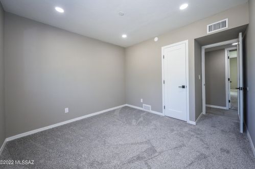 11100 Glenn St, Tucson AZ  85749-8845 exterior