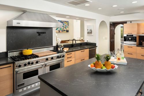 3919 Noela Pl, Honolulu HI  96815-4519 exterior