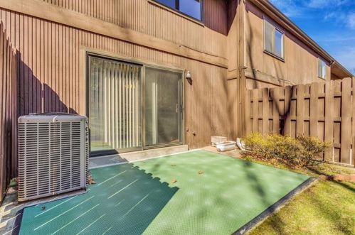 113 Thornberry Dr, Pittsburgh PA 15237-3349 exterior