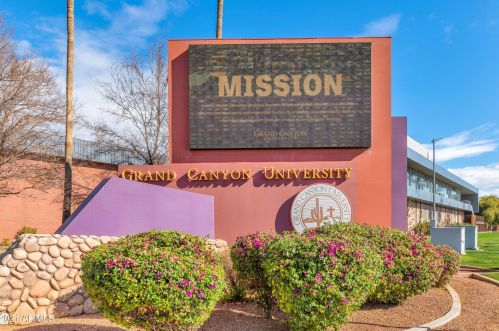 5047 39 Dr, Phoenix AZ 85029-3002 exterior