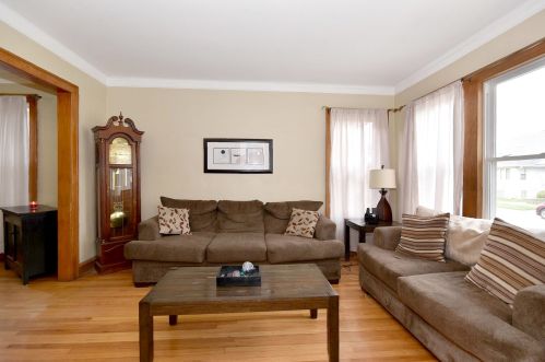 2134 73rd Ave, Chicago, IL 60707-3105