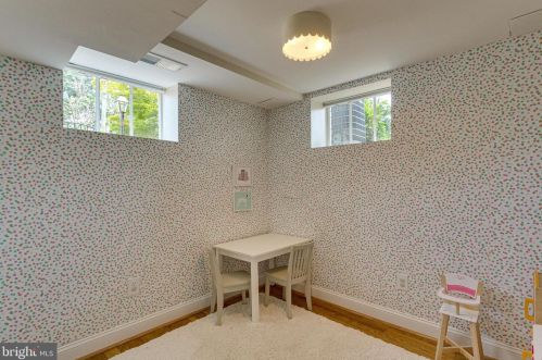 827 Royal St, Alexandria VA  22314-4340 exterior