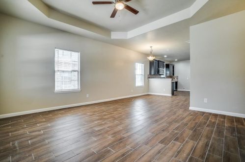 13642 Garden Grove Dr, Dallas, TX 75253-5023