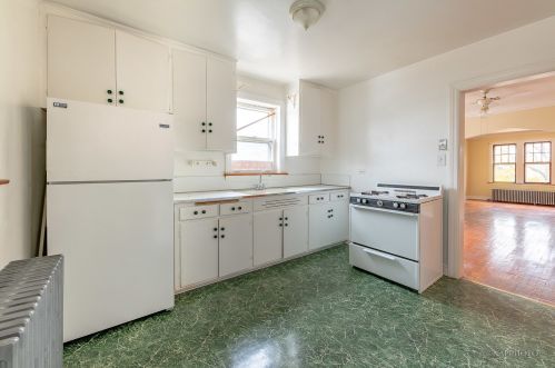 8030 Elizabeth St, Chicago IL 60643-4432 exterior