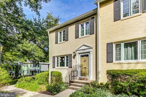 9830 Hollow Glen Pl, Silver Spring, MD 20910-1138