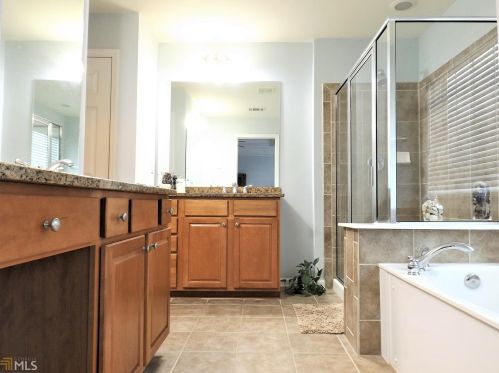 2769 Loftview Sq, Atlanta GA 30339-4929 exterior