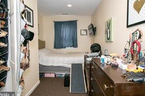 2047 Green St, Philadelphia PA 19130-3111 exterior