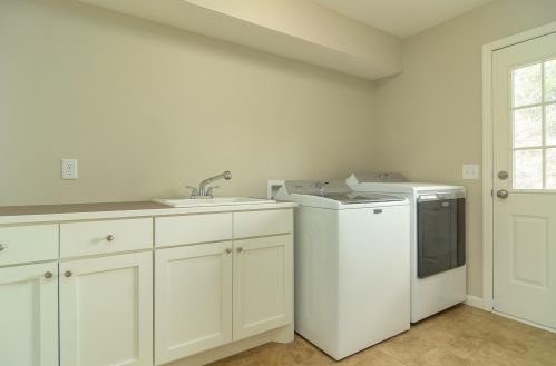 1282 Donegal Dr, Saint Paul MN 55125-3306 exterior