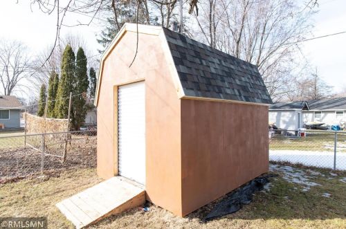 281 150th St, Saint Paul MN 55124-6992 exterior