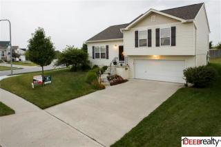 10832 Potter St, Omaha NE  68142-1504 exterior