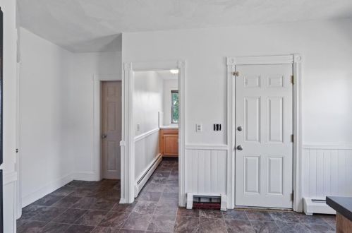 71 South St, Lincoln RI  02865-3246 exterior