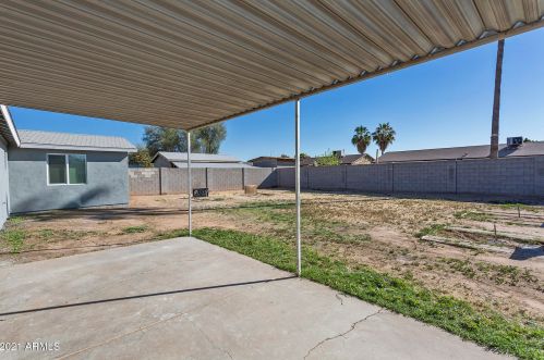 1621 73 Ave, Phoenix AZ 85033-1325 exterior