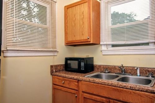 1714 Emerald Ave, Atlanta GA 30310-1552 exterior