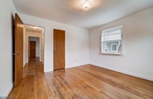 54 Nishuane Rd, Montclair NJ  07042-2425 exterior