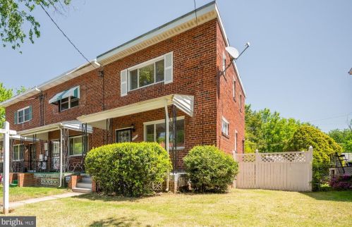 147 48th Pl, Washington, DC 20019-5228