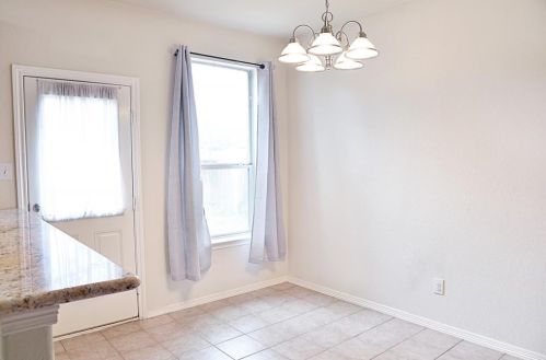 8522 Sports Hvn Dr, Humble TX 77346-6000 exterior