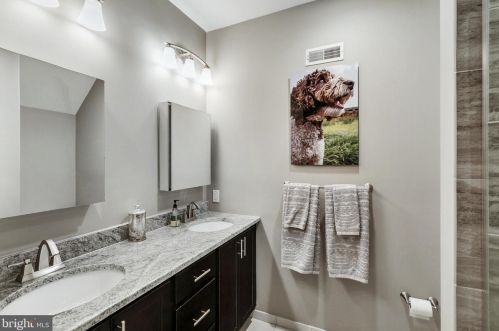 1710 Catharine St, Philadelphia PA 19143-2536 exterior