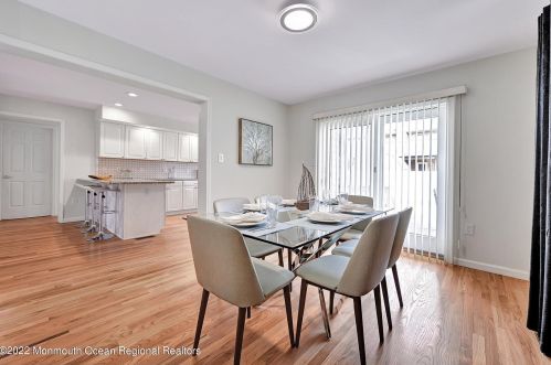 19 New Jersey Ave, Lavallette NJ 08735-2528 exterior