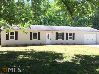 3221 Grand Central Dr, Lithonia, GA 30078-3855