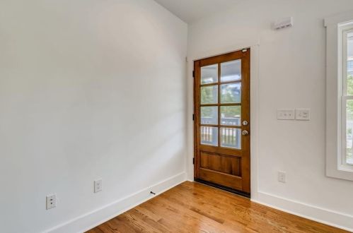 3395 Bachelor St, Atlanta, GA 30344-5028