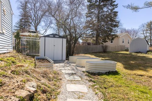 108 Capisic St, Portland ME  04102-2247 exterior