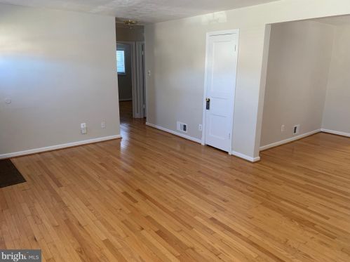 2208 Prichard Rd, Silver Spring MD  20902-4414 exterior