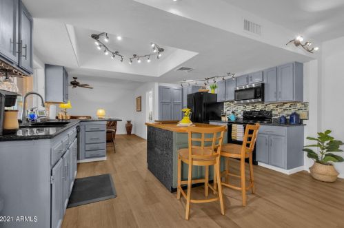 8622 40 Dr, Phoenix AZ 85019-1206 exterior